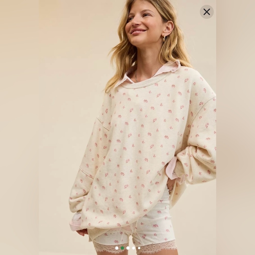American Eagle Outfitters Cream and Pink Lounge Set